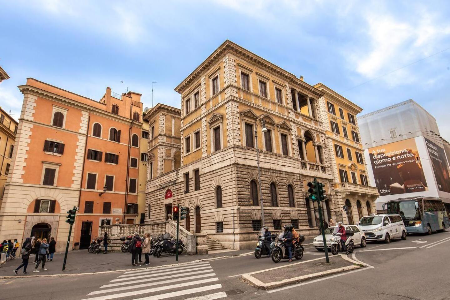 Spacious Flat By Piazza Navona Рим Экстерьер фото